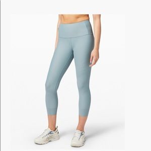 Lululemon leggings size 6